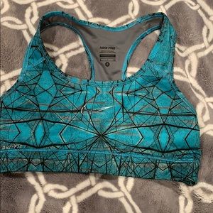 Nike women’s sports bra